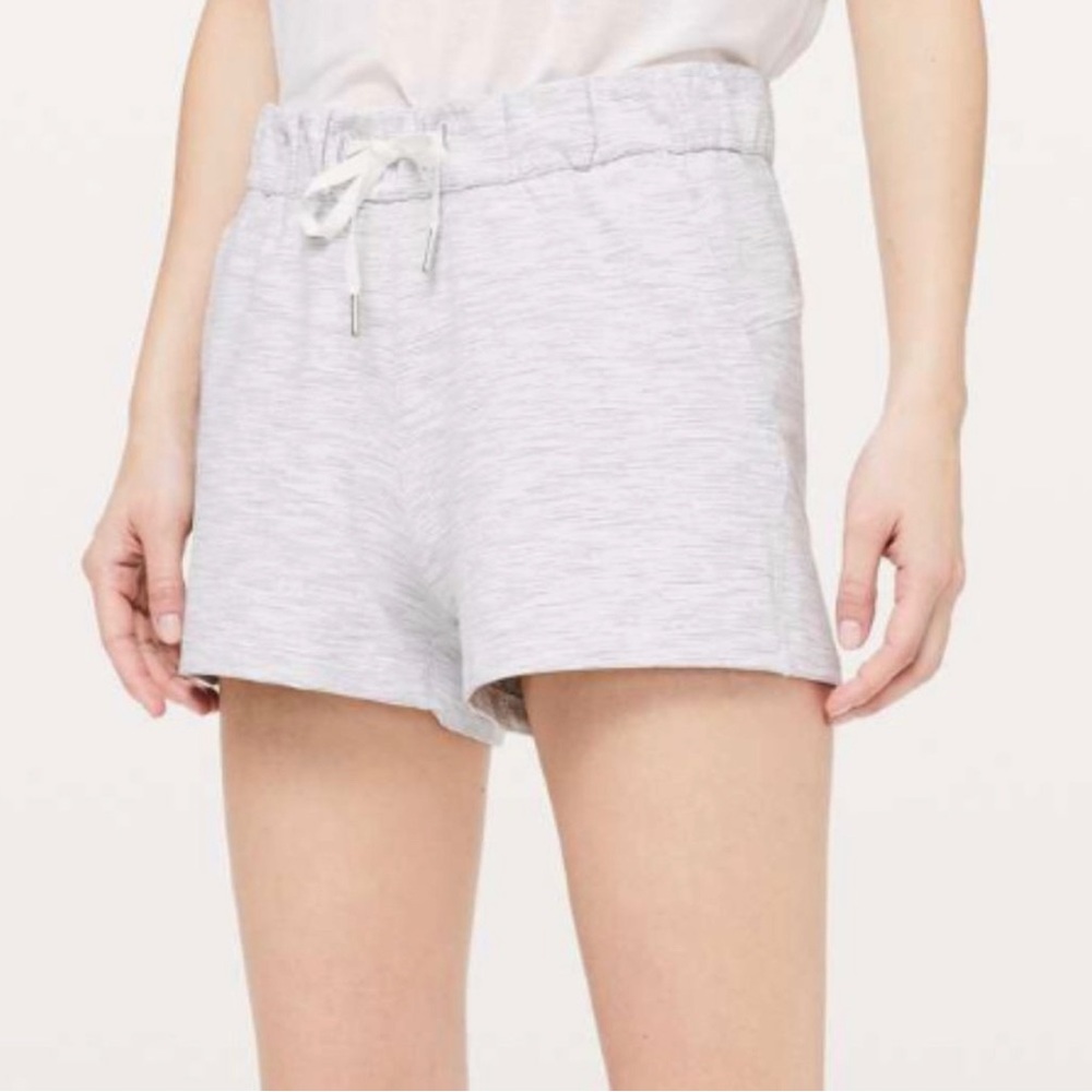 Lululeon on the fly shorts